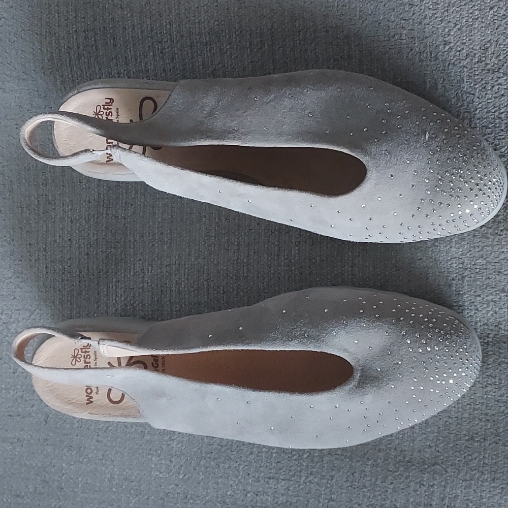 Wondersfly Gray Suede Slingback with Rhinestone Detailing Made In Spain Sz-40/9